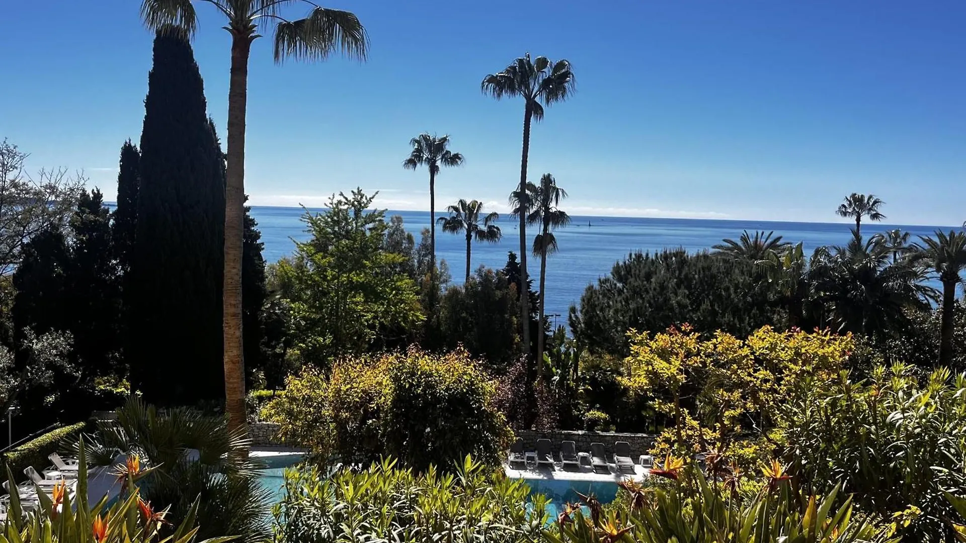 Comfortable Cocoon With Exceptional Sea View Vallauris France