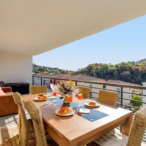 Lovely 2 Bedroom With Pool Appartement